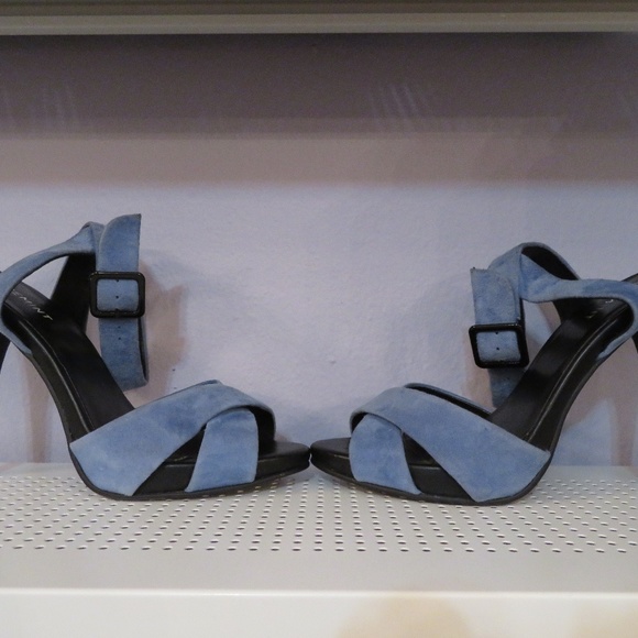 Price drop! Shoemint Periwinkle Blue Suede Sandal - Picture 2 of 6